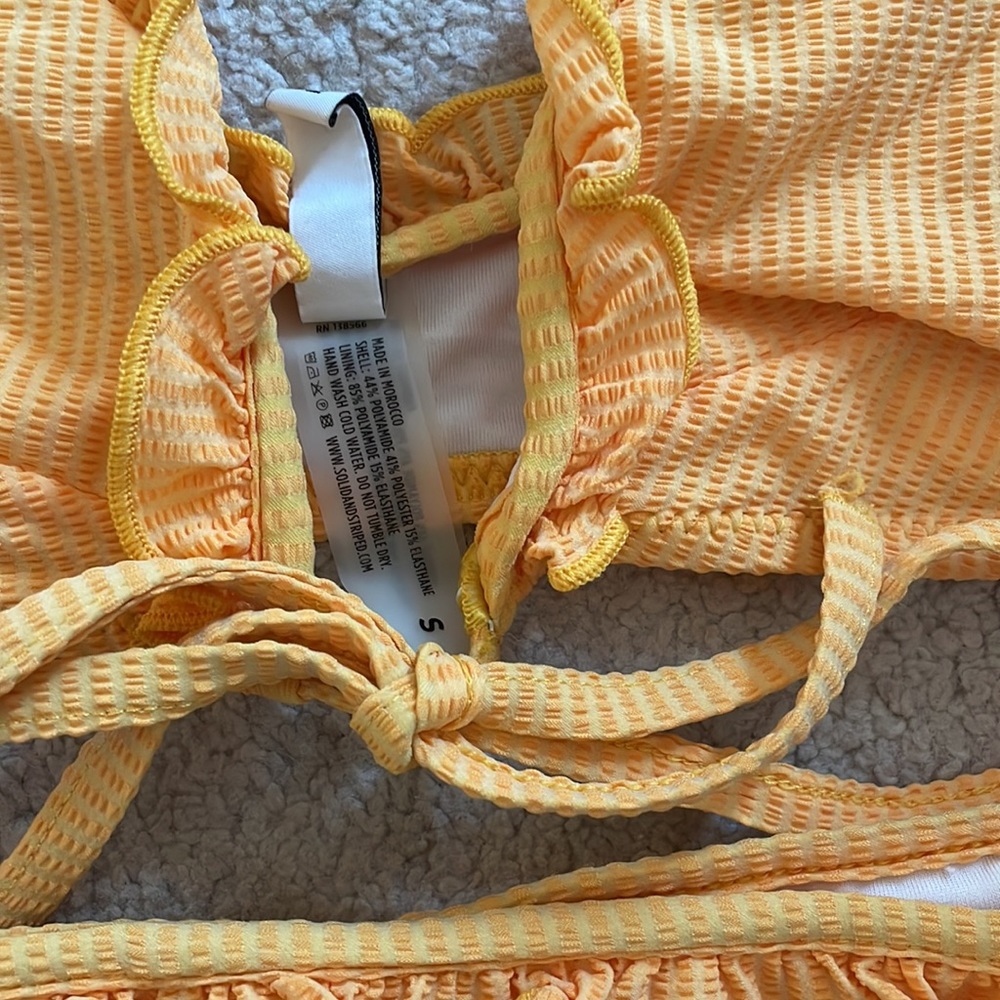 SOLID & STRIPED Yellow Ruffle Ribbed Bikini Set - Picture 6 of 9